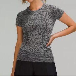 Lululemon Primal Clash Black/Grey Swiftly Tech Normal Length Shirt